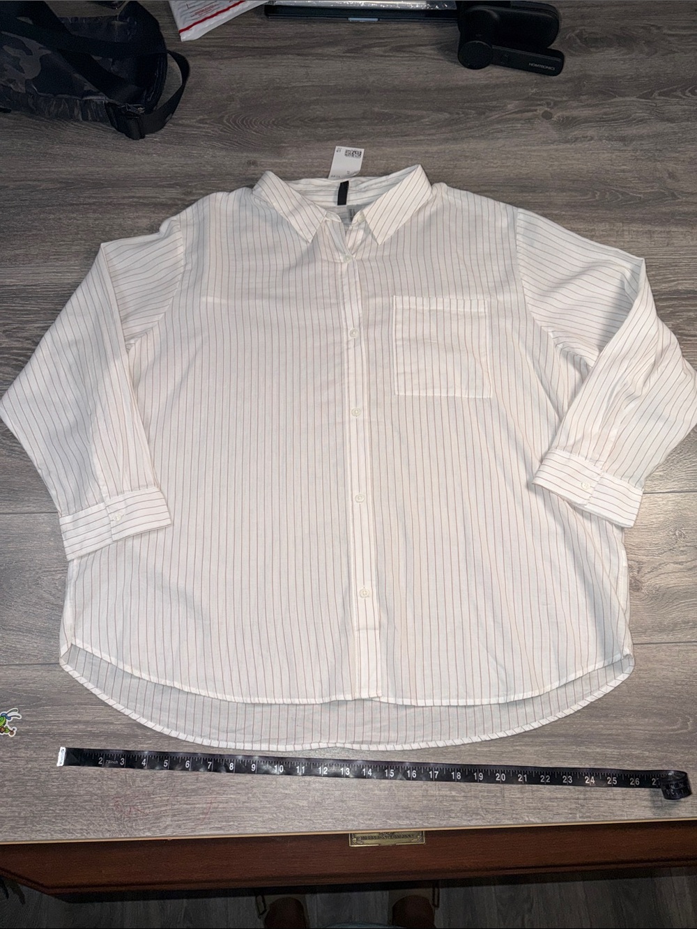 H&M Women’s Pinstripe Button Down Shirt NWT XL